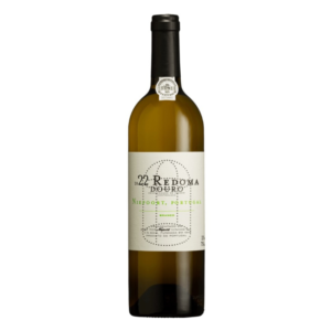 Descubra o excecional Vinho Branco Niepoort Redoma 2022, uma verdadeira expressão do terroir do Douro. Com aromas intensos de frutas cítricas e flores brancas, este vinho cativa desde o primeiro gole. Ideal para acompanhar pratos de peixe, marisco ou para desfrutar num momento de descontração. Compre agora na Gourmet do Campo.